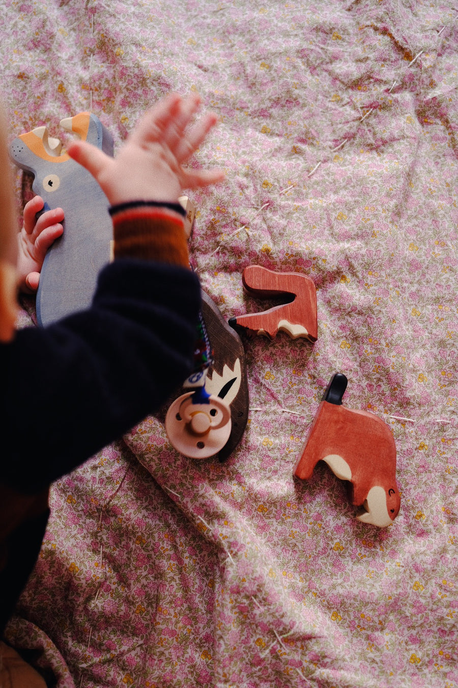 wooden animal squirrel